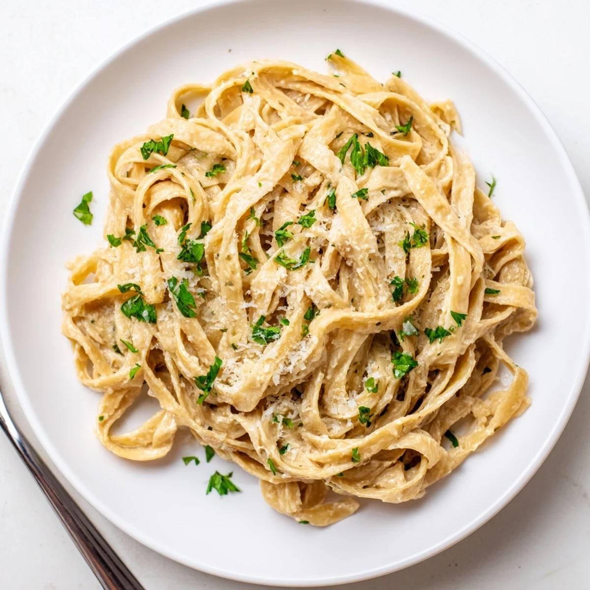 Skinny Alfredo Garlic Parmesan