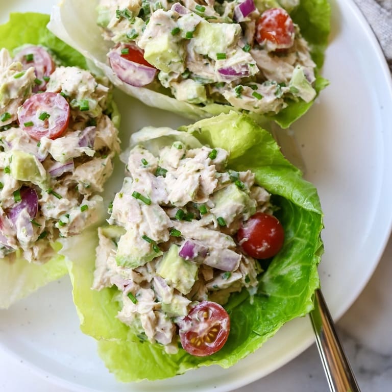 Easy avocado ranch chicken salad cups recipe, perfect for a quick, healthy lunch.